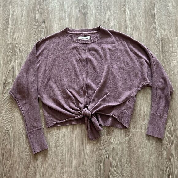 Abercrombie & Fitch Cropped Sweater - Picture 1 of 5